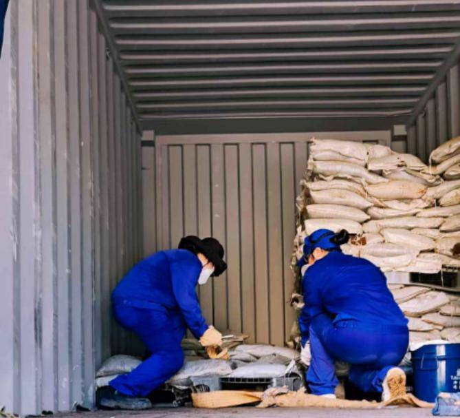 高温“烤”验下的坚守